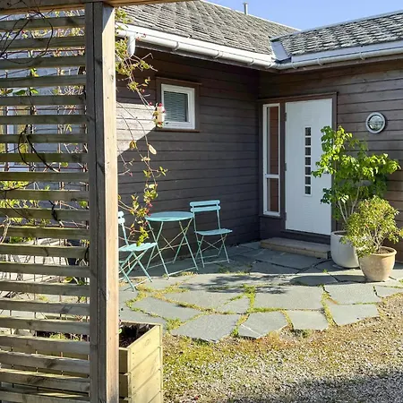4 Bedroom Amazing In Lindesnes Feriehus *
