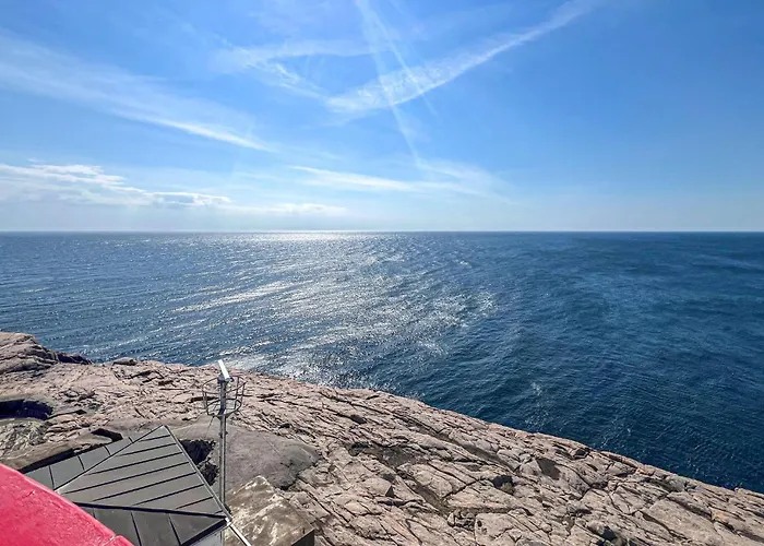 Дом отдыха 4 Bedroom Amazing In Lindesnes