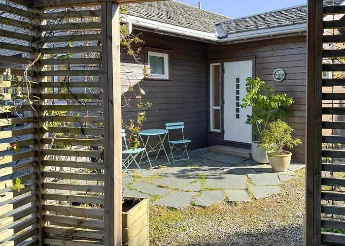 4 Bedroom Amazing In Lindesnes Дом отдыха *